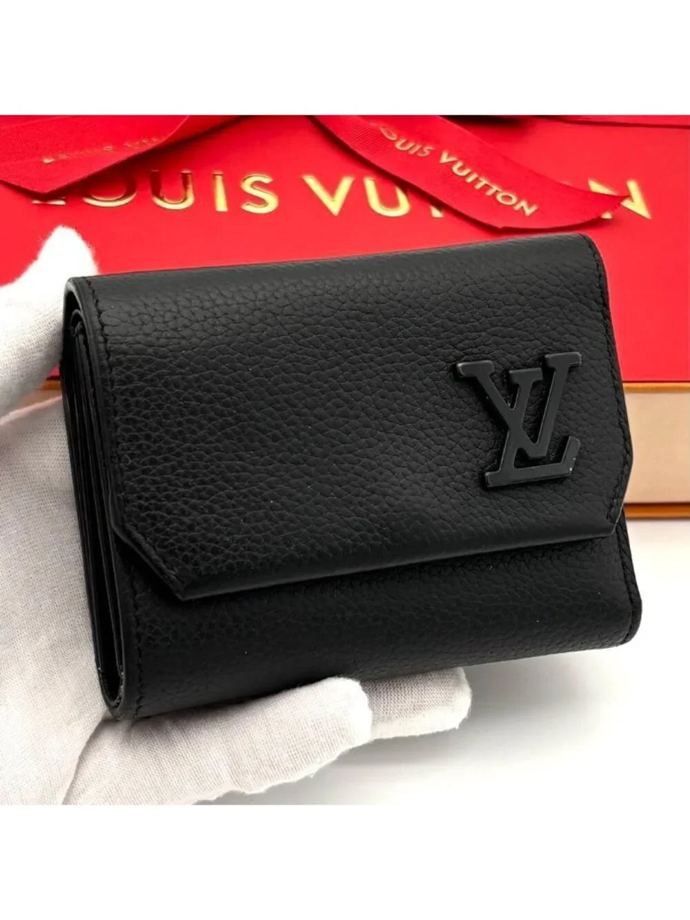 Louis Vuitton Wallet Black Portefeuille Pilot Aerogram